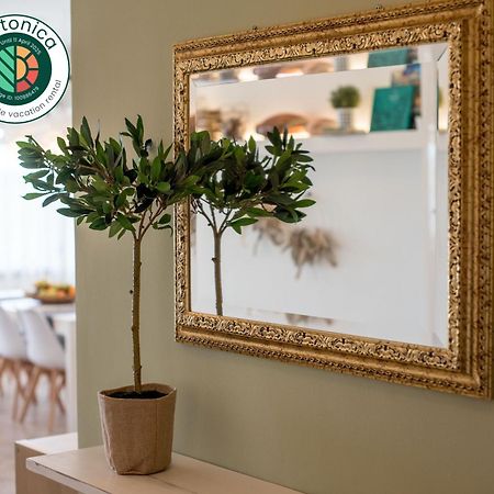 Oikia Eleanthi - Beachfront Garden Home! Митикас Екстериор снимка
